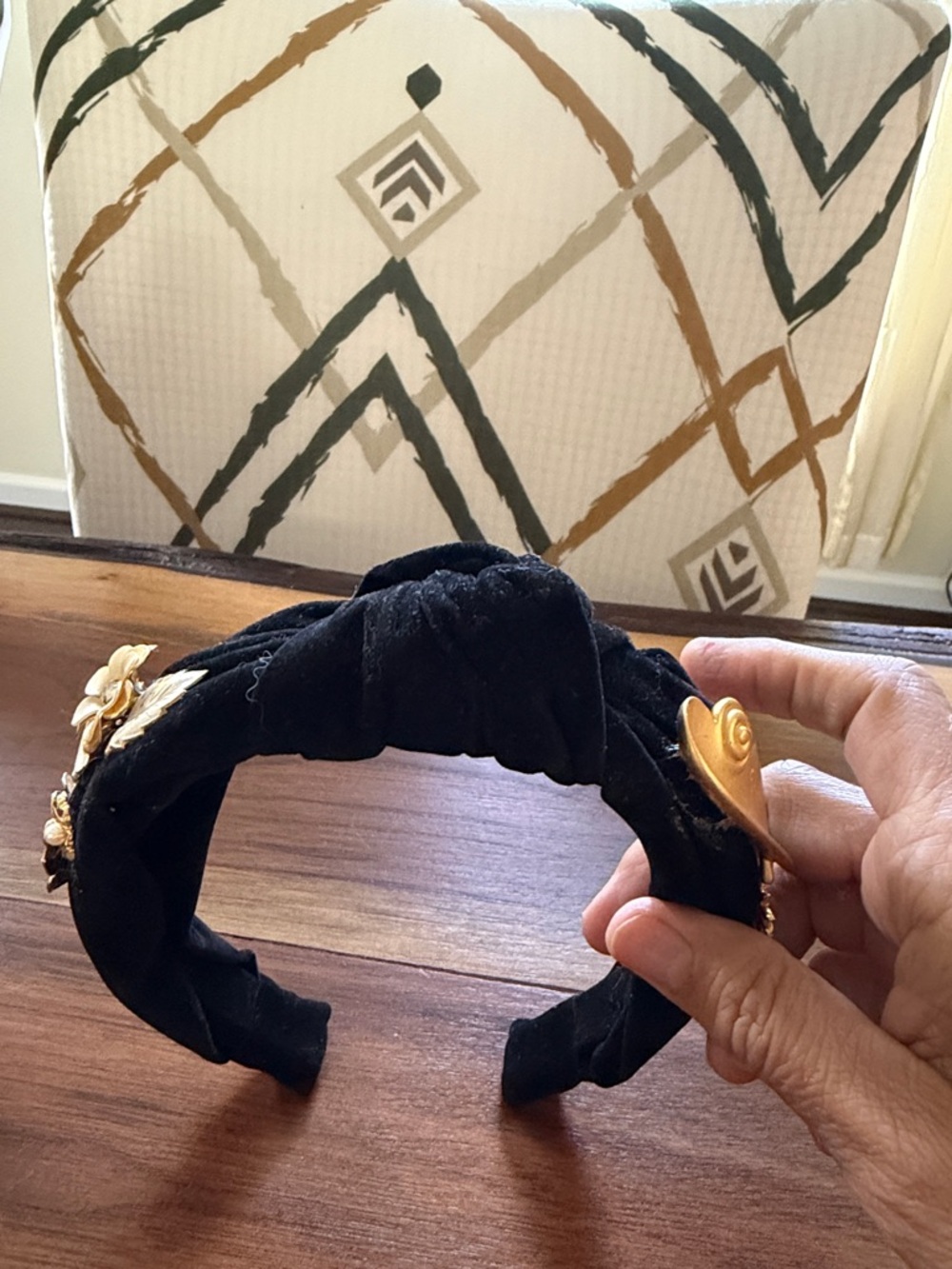 Flowers & ❤️ Themed Vintage Jewels Headband - Picture 2 of 4